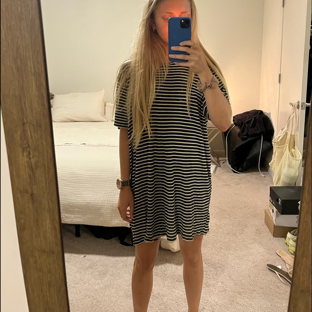 Brandy Melville T-Shirt Dress